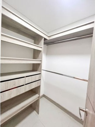 Apartamento En Arriendo - Urbanización La Flora, Cali