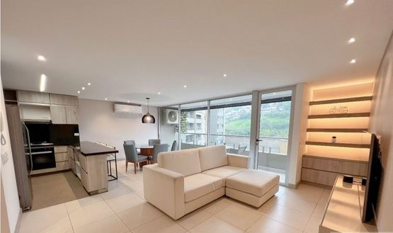 Apartamento En Arriendo - Urbanización La Flora, Cali