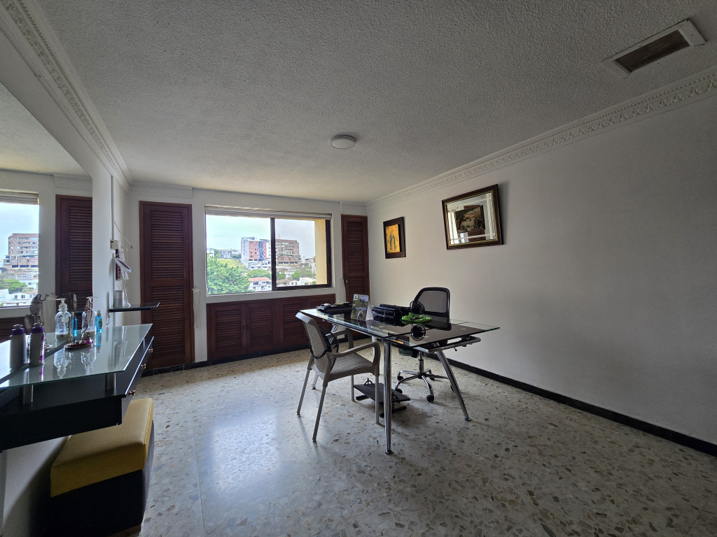 Apartamento En Venta - Tejares - Cristales, Cali