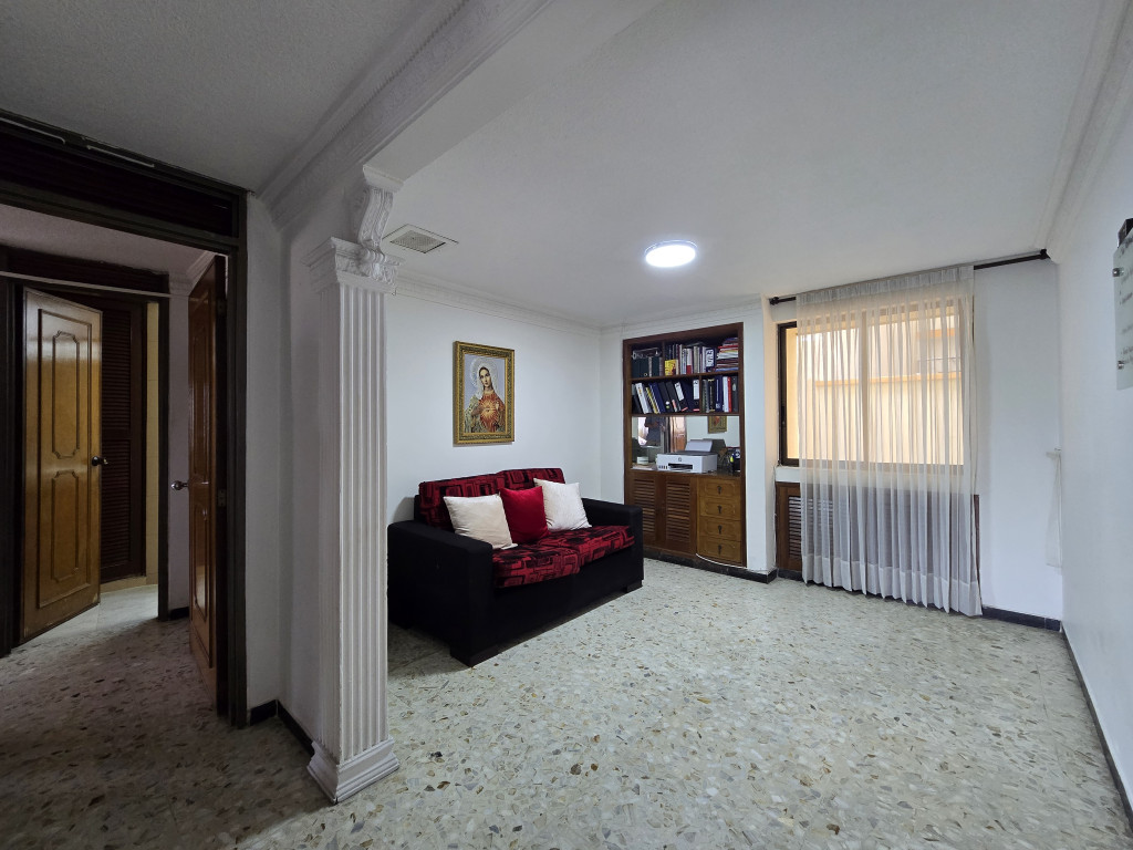 Apartamento En Venta - Tejares - Cristales, Cali