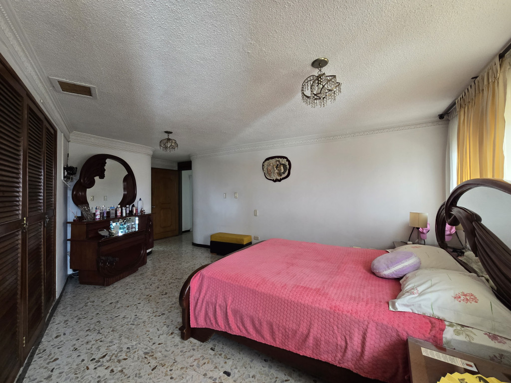 Apartamento En Venta - Tejares - Cristales, Cali