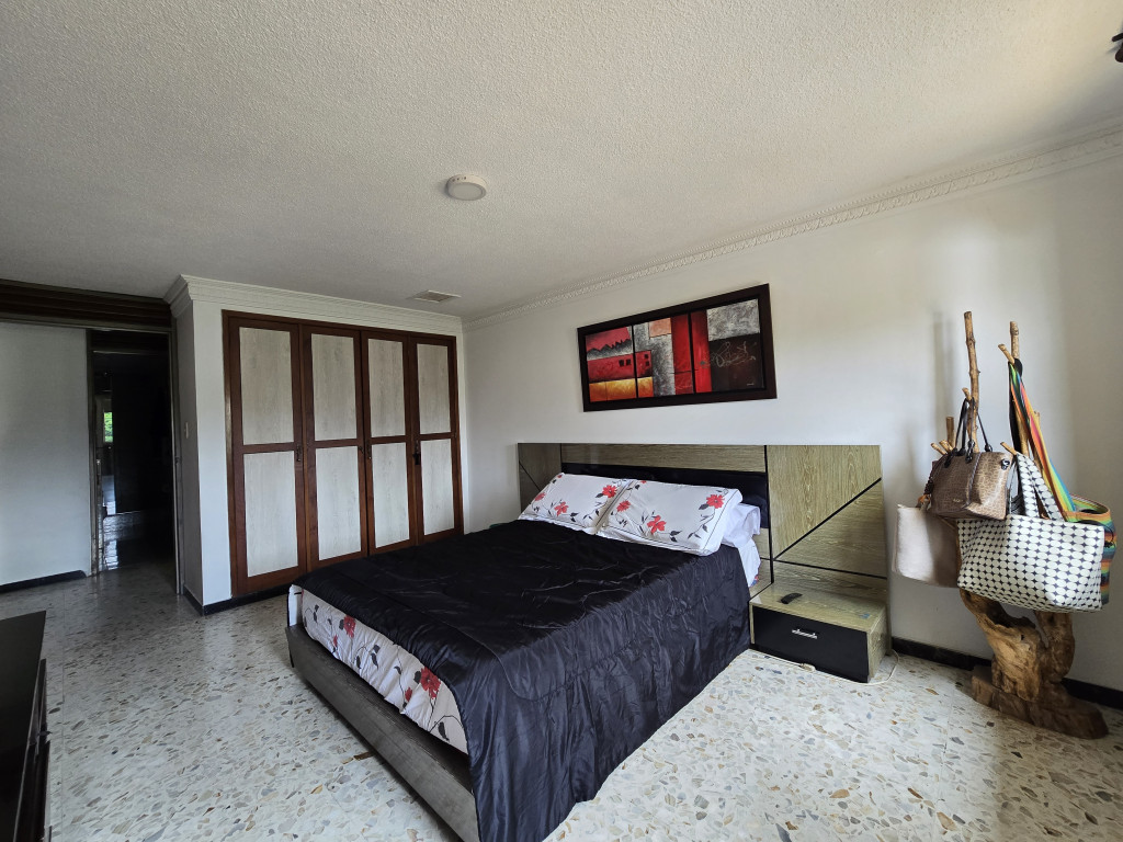 Apartamento En Venta - Tejares - Cristales, Cali