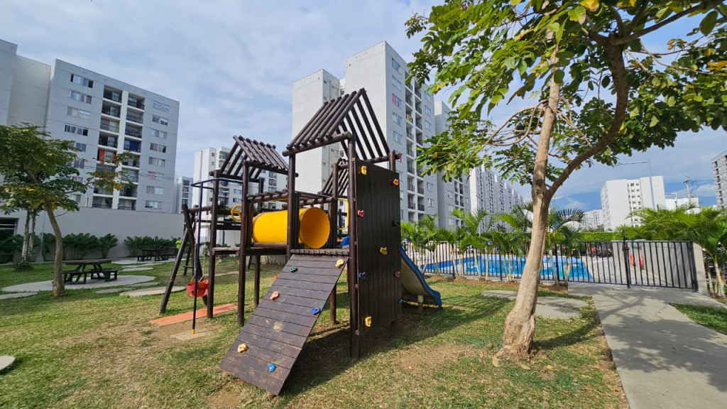 Apartamento En Arriendo - Hacienda Kachipay, Cali