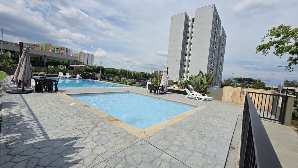 Apartamento En Arriendo - Hacienda Kachipay, Cali