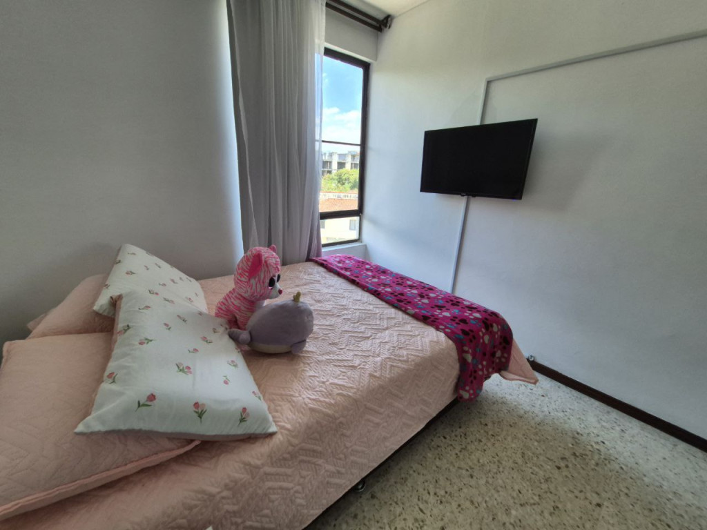 Apartamento En Venta - El Refugio, Cali