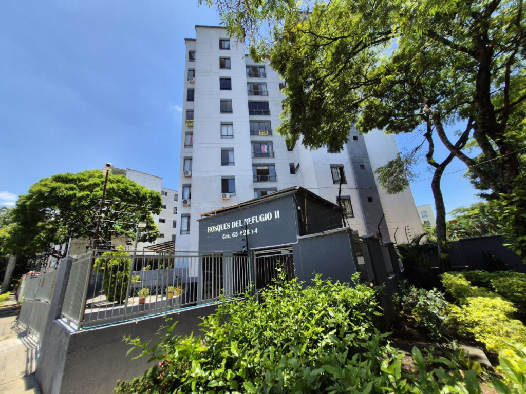 Apartamento En Venta - El Refugio, Cali