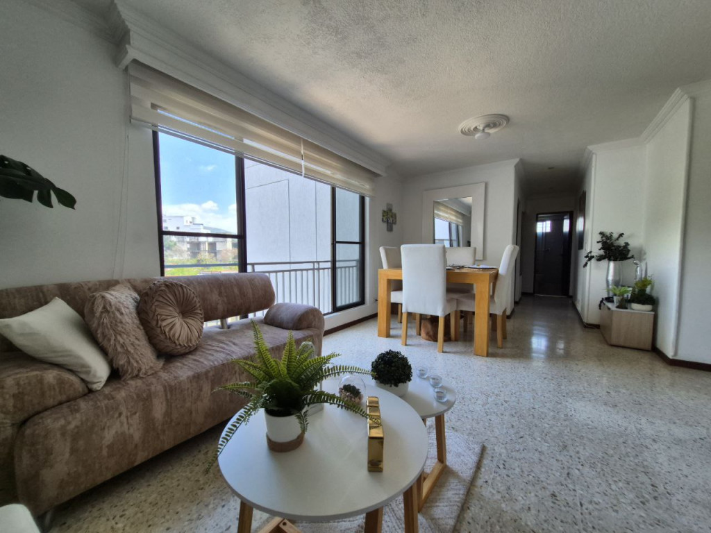 Apartamento En Venta - El Refugio, Cali