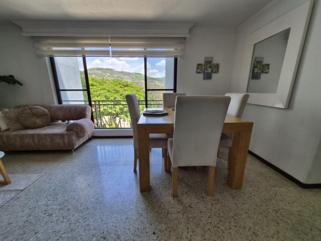 Apartamento En Venta - El Refugio, Cali