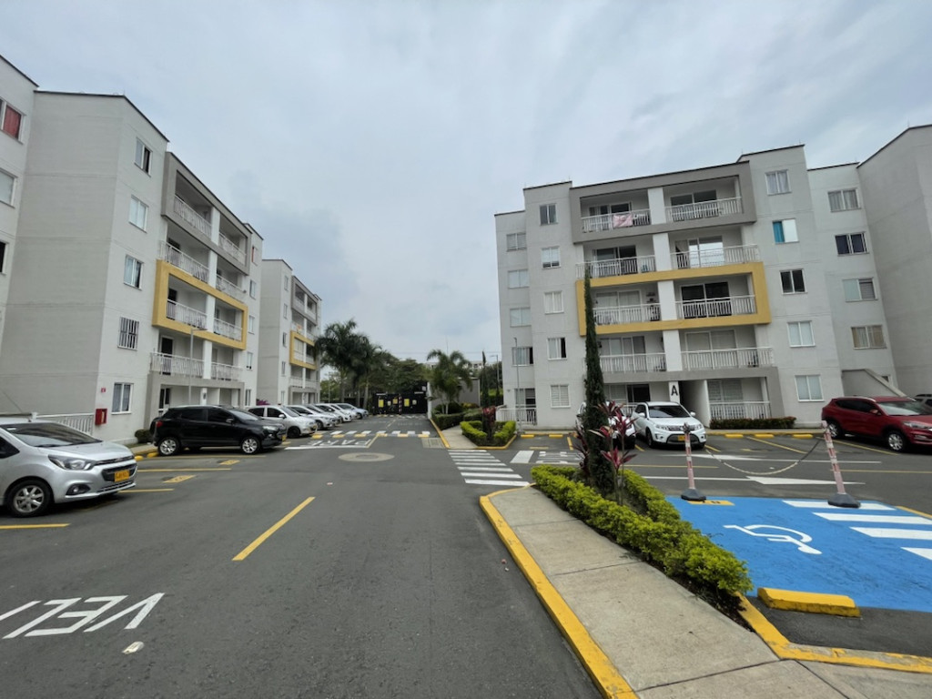 Apartamento En Arriendo - Ciudad Pacifica, Cali