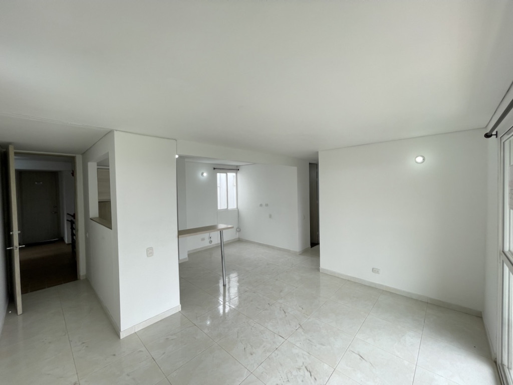 Apartamento En Arriendo - Ciudad Pacifica, Cali