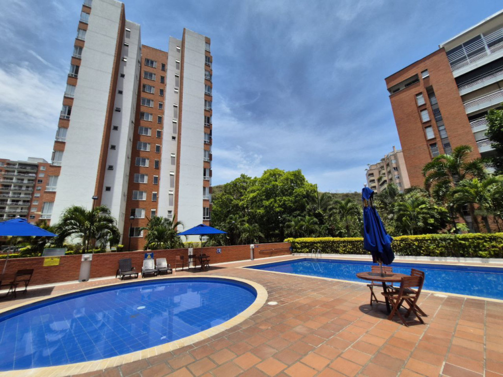 Apartamento En Venta - Normandía, Cali