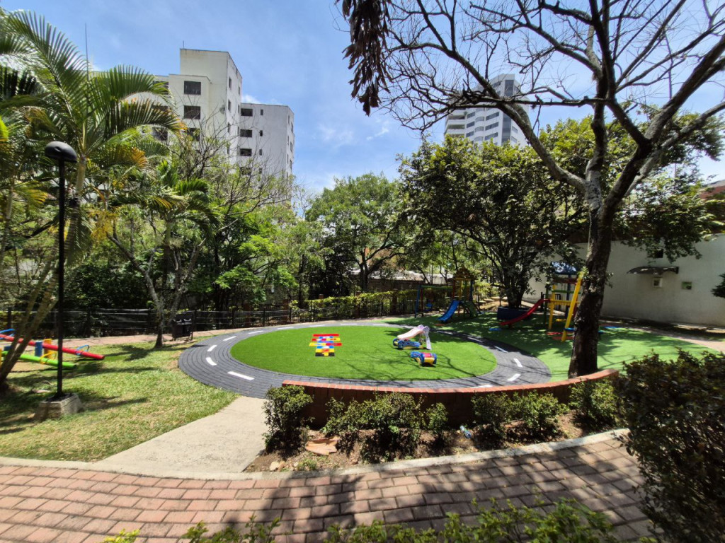 Apartamento En Venta - Normandía, Cali