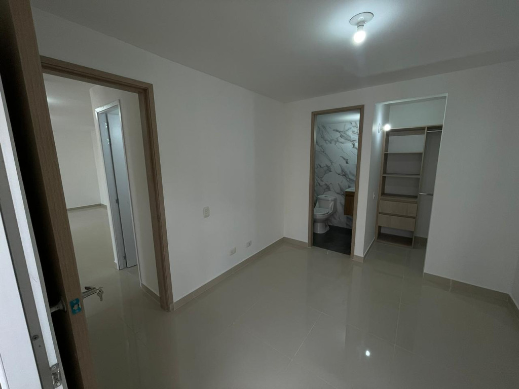 Apartamento En Arriendo - Ciudad Guabinas, Yumbo