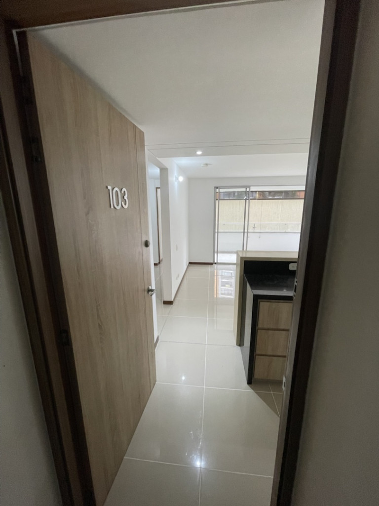 Apartamento En Arriendo - Urbanización La Flora, Cali