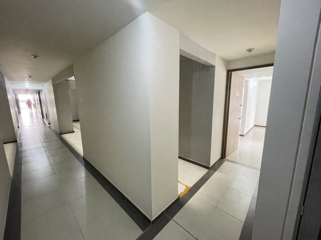 Apartamento En Arriendo - Urbanización La Flora, Cali