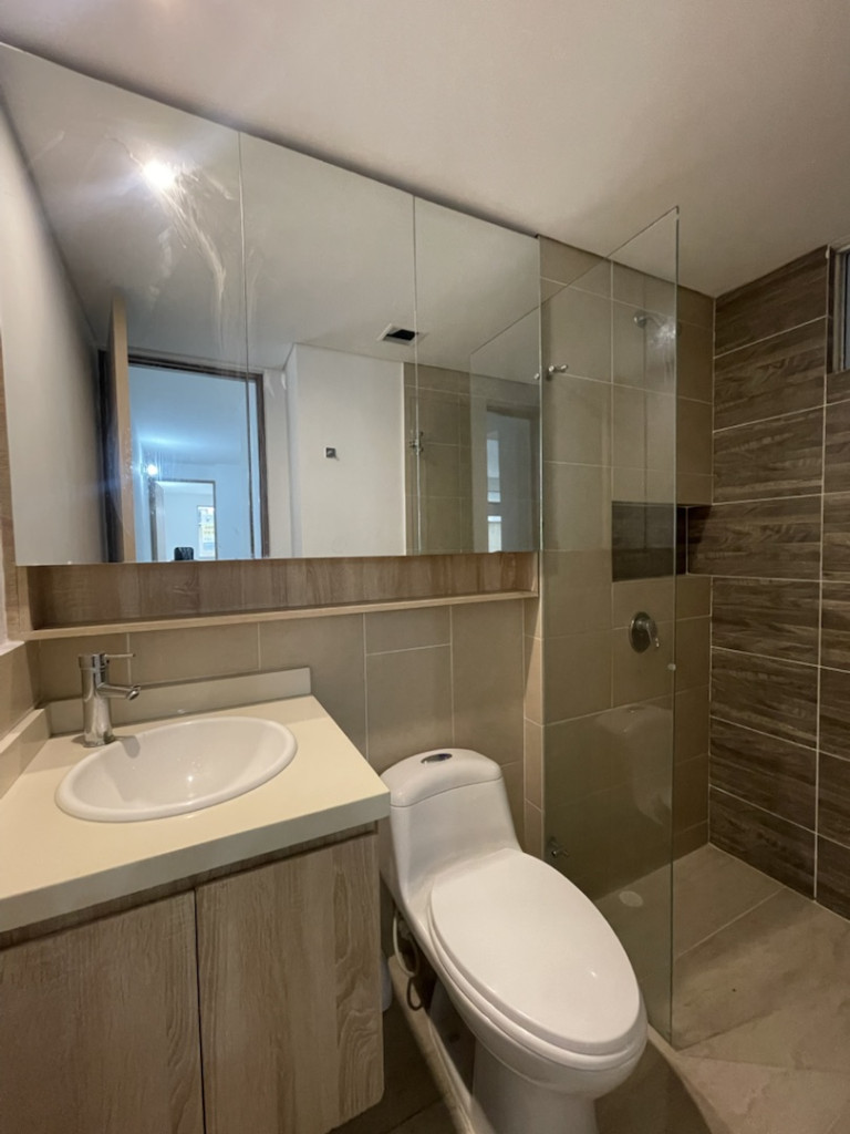 Apartamento En Arriendo - Urbanización La Flora, Cali