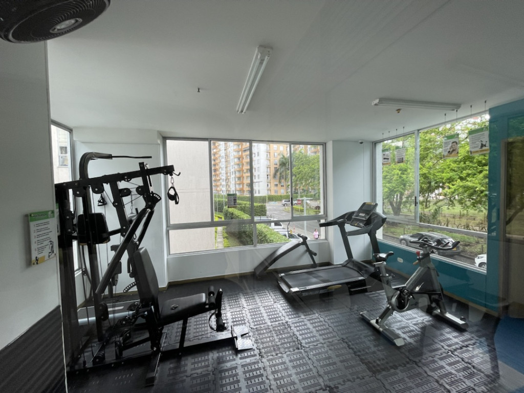 Apartamento En Arriendo - Urbanización La Flora, Cali