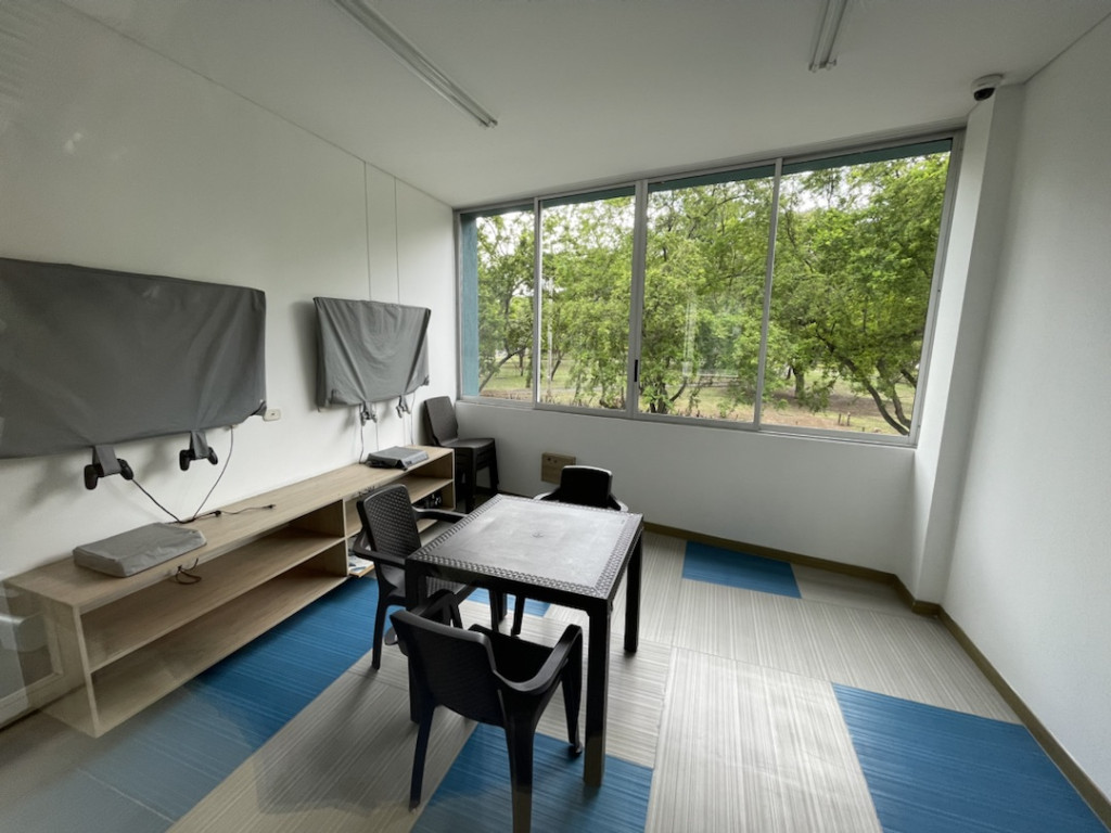 Apartamento En Arriendo - Urbanización La Flora, Cali