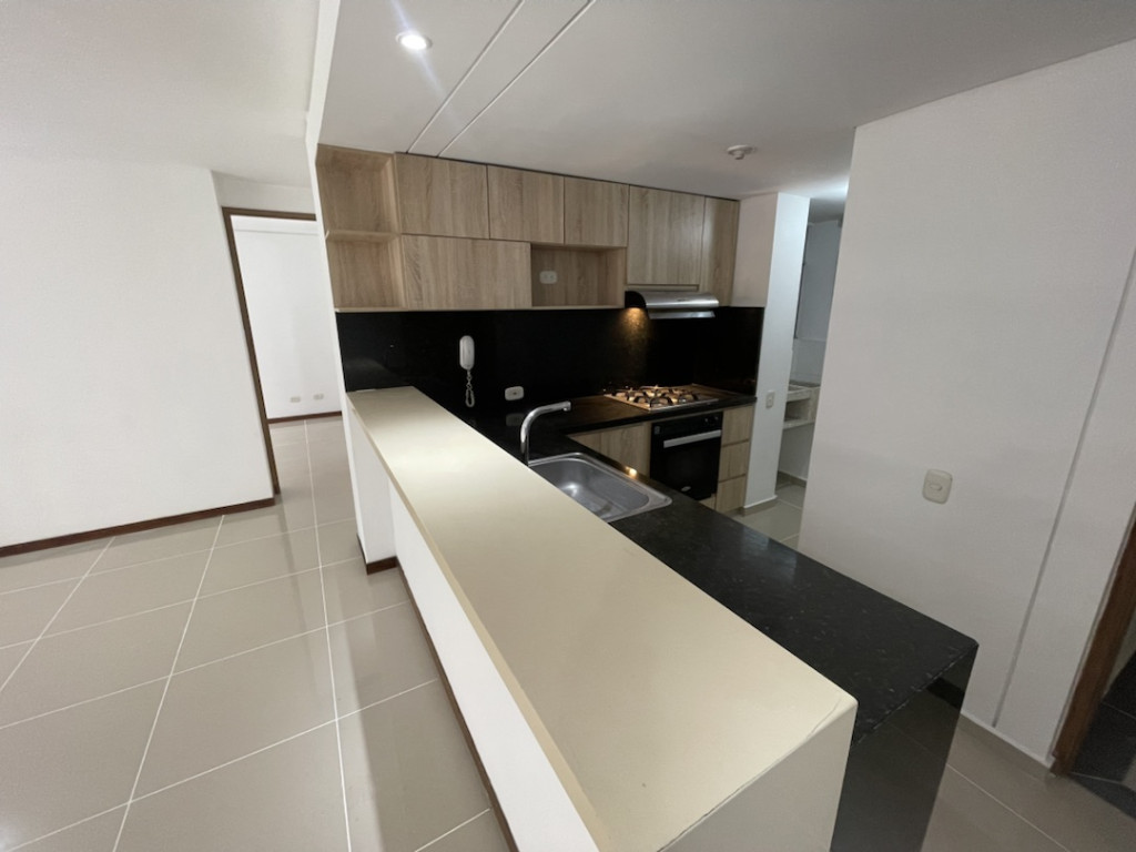 Apartamento En Arriendo - Urbanización La Flora, Cali