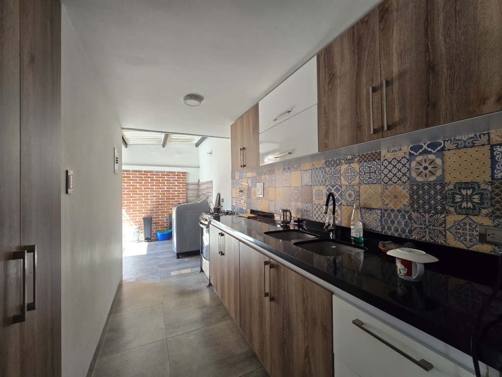 Casa En Venta - Ciudad Los Alamos, Cali