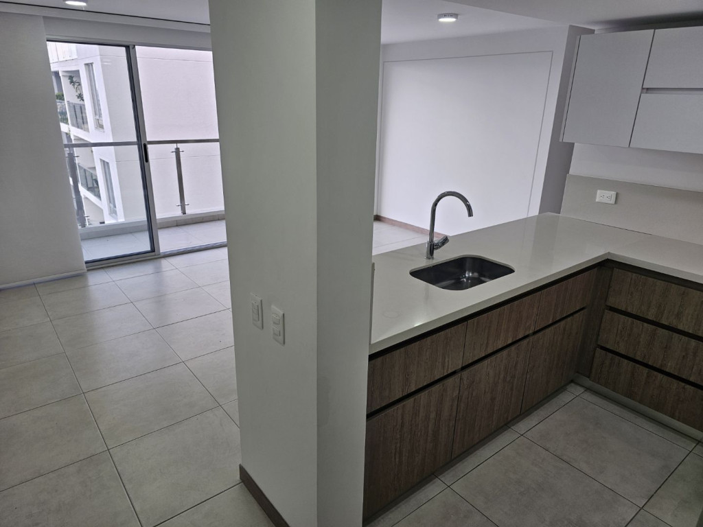 Apartamento En Arriendo - Altos De Menga, Cali