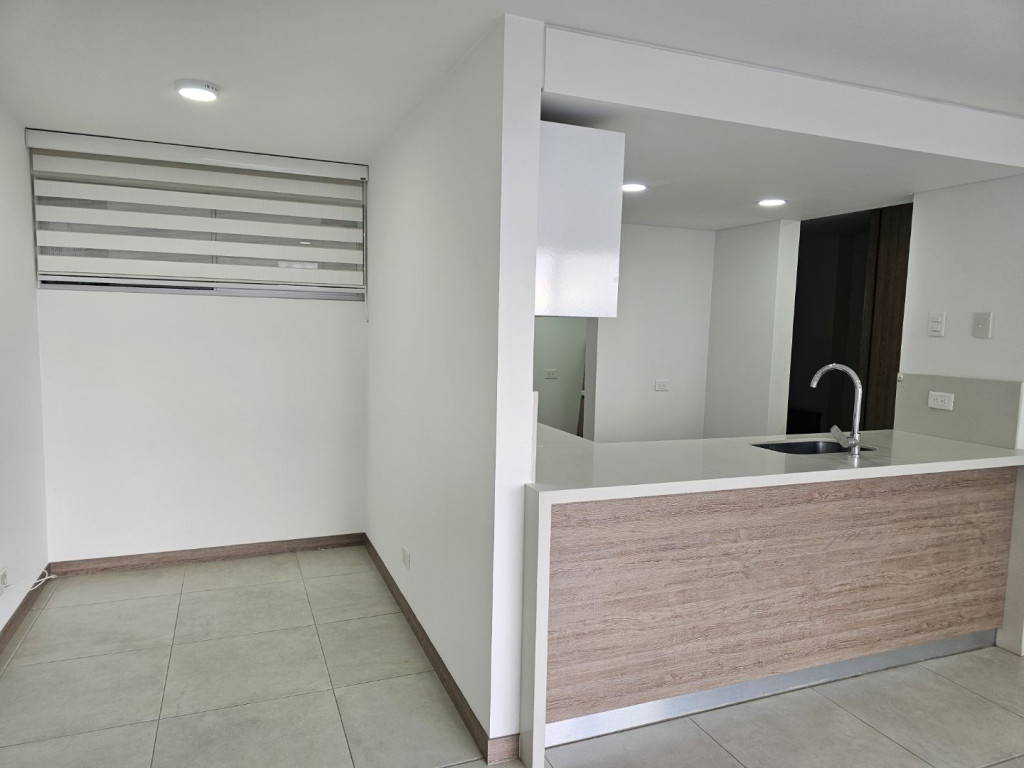 Apartamento En Arriendo - Altos De Menga, Cali
