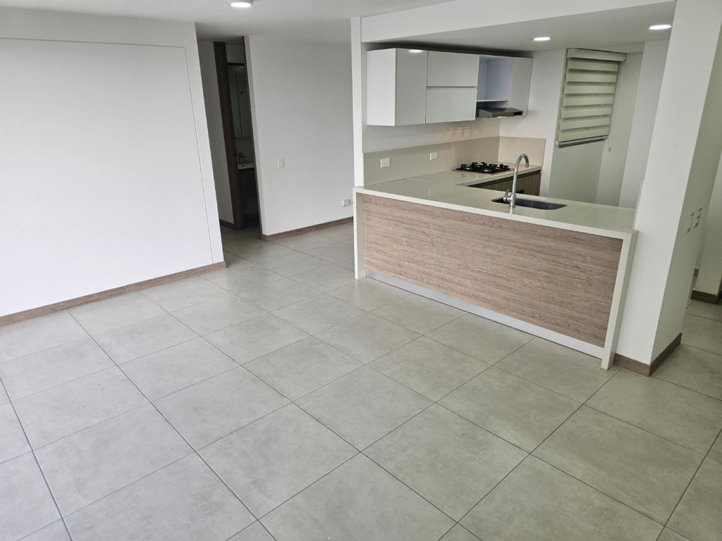 Apartamento En Arriendo - Altos De Menga, Cali