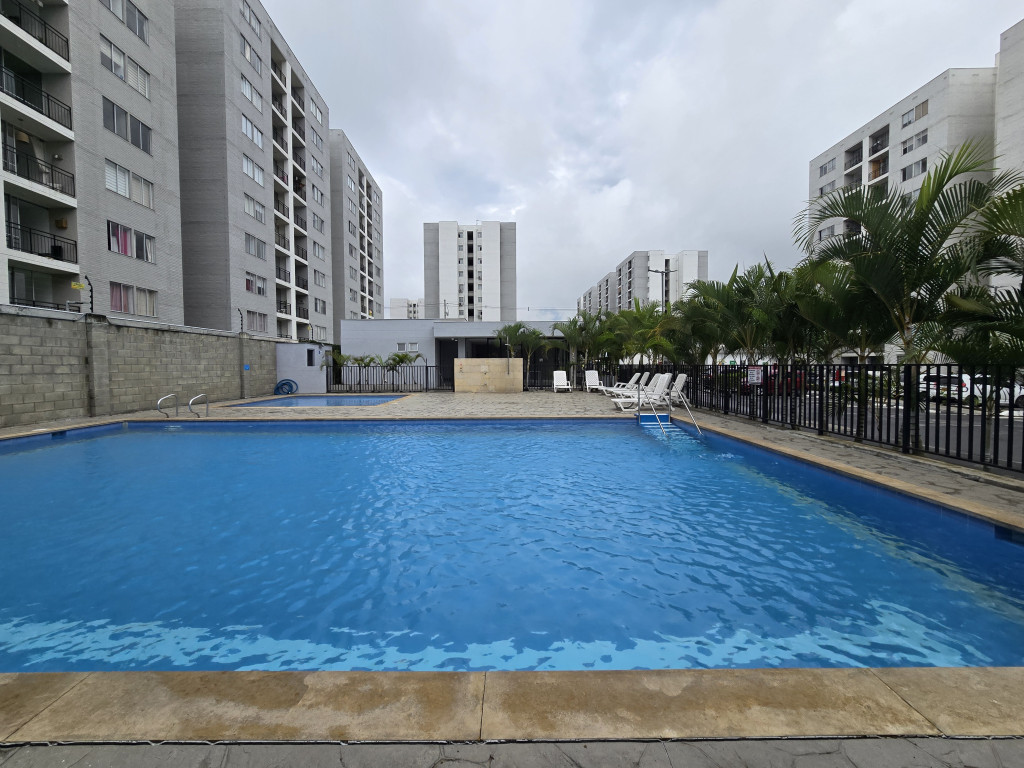 Apartamento En Venta - Bochalema, Cali