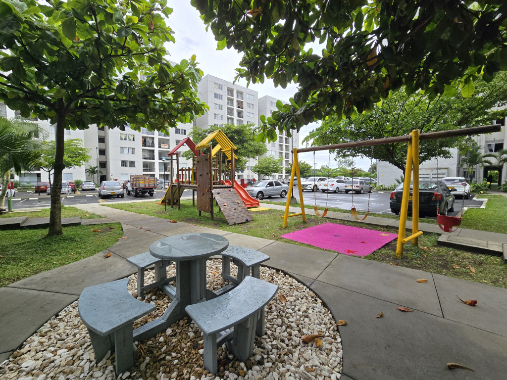 Apartamento En Venta - Bochalema, Cali