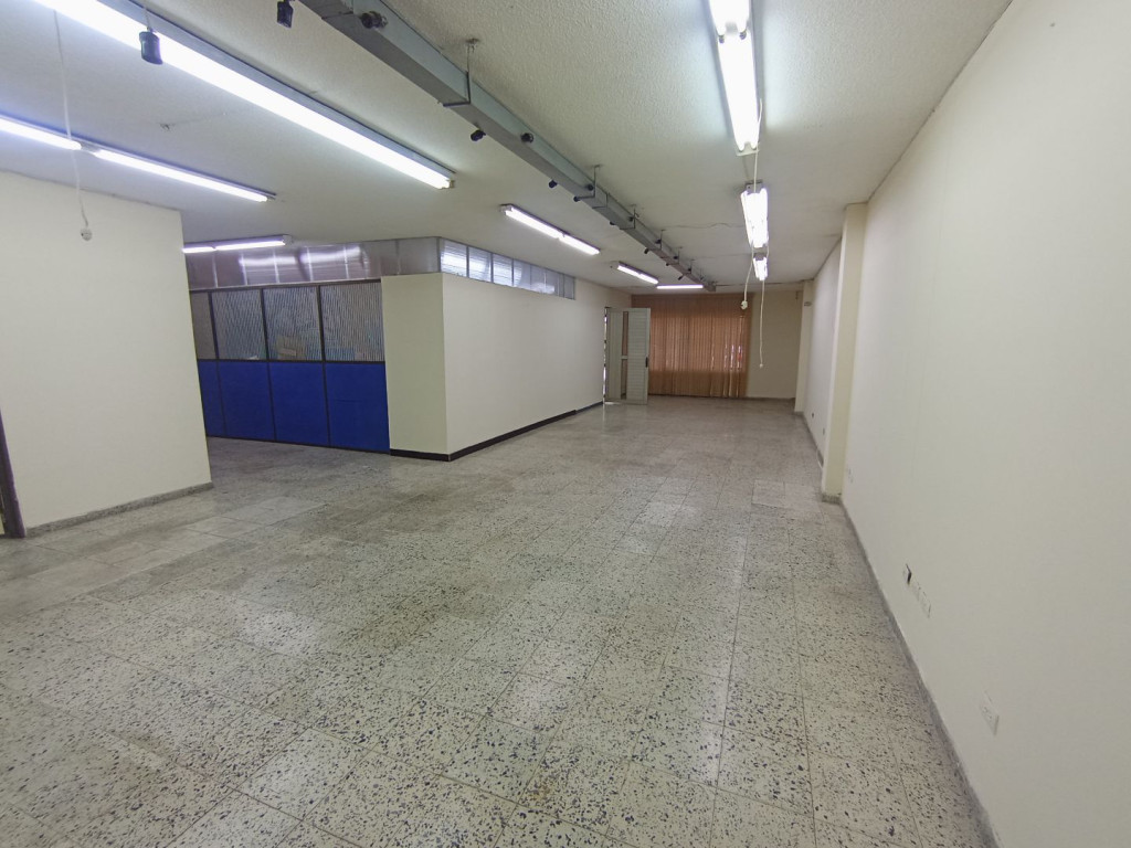 Casas Con Local En Arriendo - Departamental, Cali