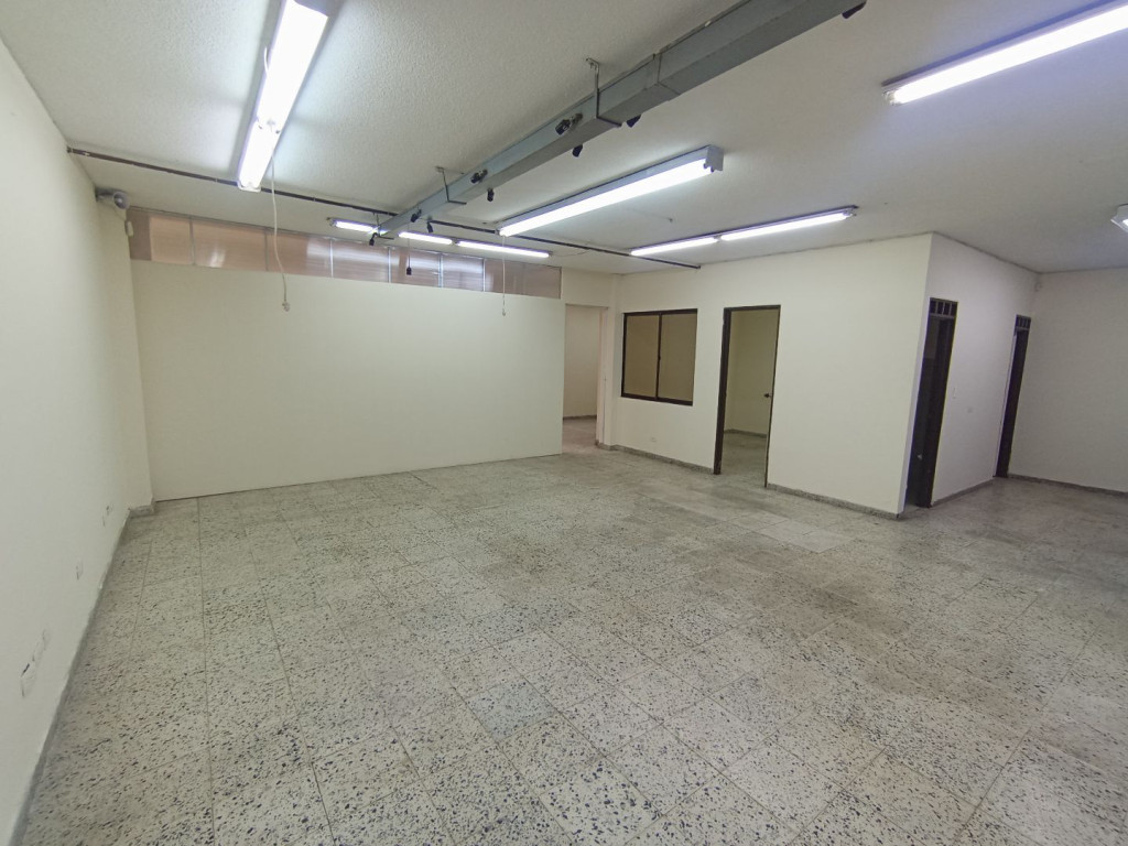 Casas Con Local En Arriendo - Departamental, Cali