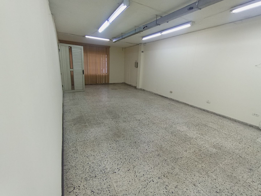 Casas Con Local En Arriendo - Departamental, Cali