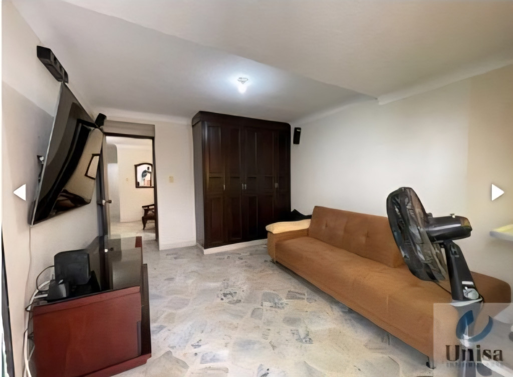 Apartamento En Venta - Urbanización La Flora, Cali