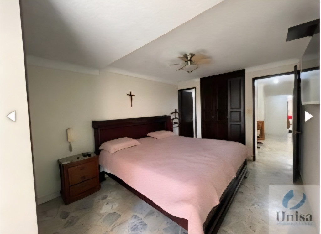 Apartamento En Venta - Urbanización La Flora, Cali