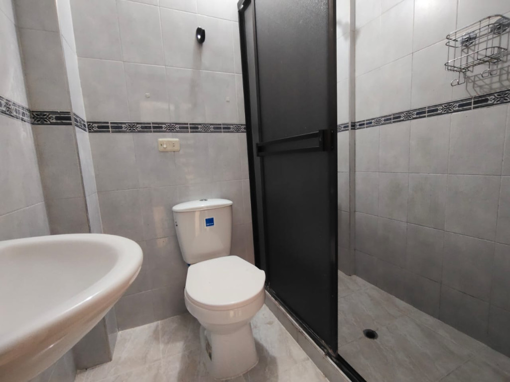 Casa En Arriendo - Paseo De Los Almendros, Cali