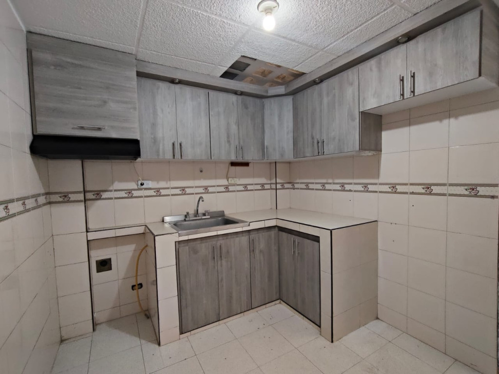 Casa En Arriendo - Paseo De Los Almendros, Cali