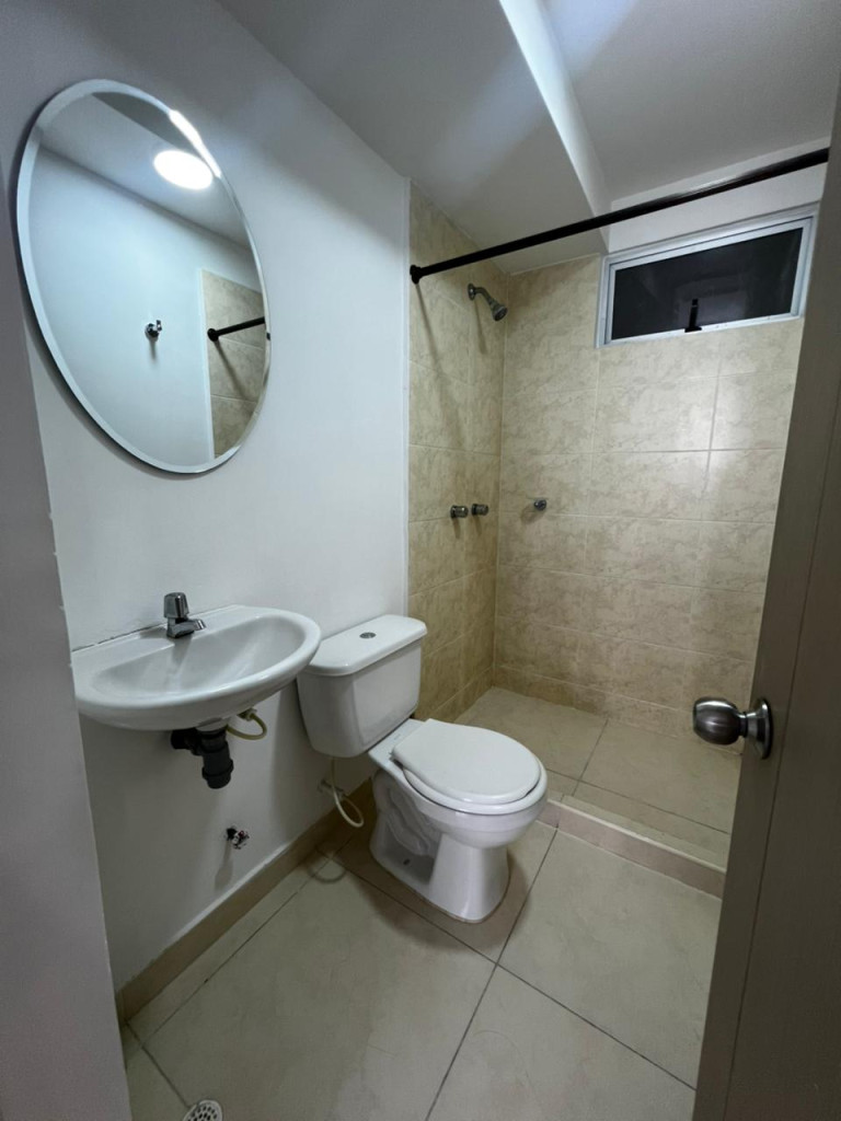 Apartamento En Arriendo - Hacienda Kachipay, Cali