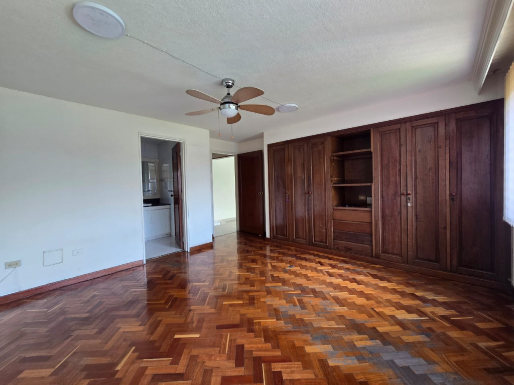 Apartamento En Arriendo - Urbanización La Flora, Cali