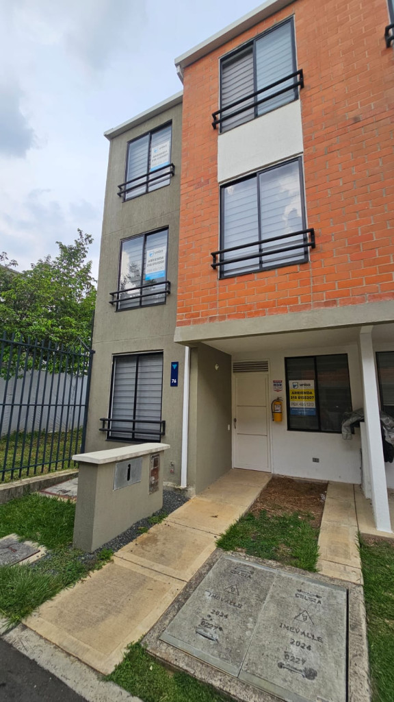 Casa En Arriendo - Alfaguara, Jamundí