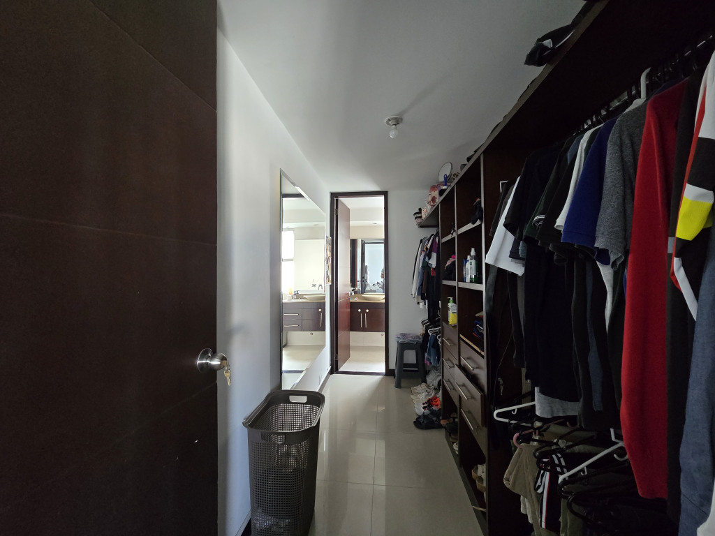 Apartamento En Venta - El Ingenio, Cali