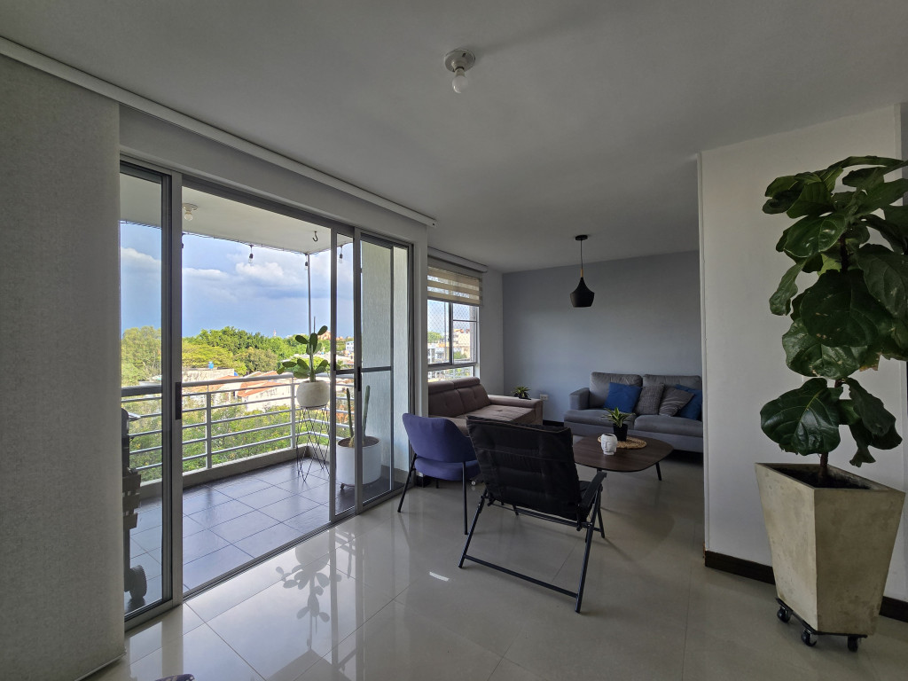 Apartamento En Venta - El Ingenio, Cali