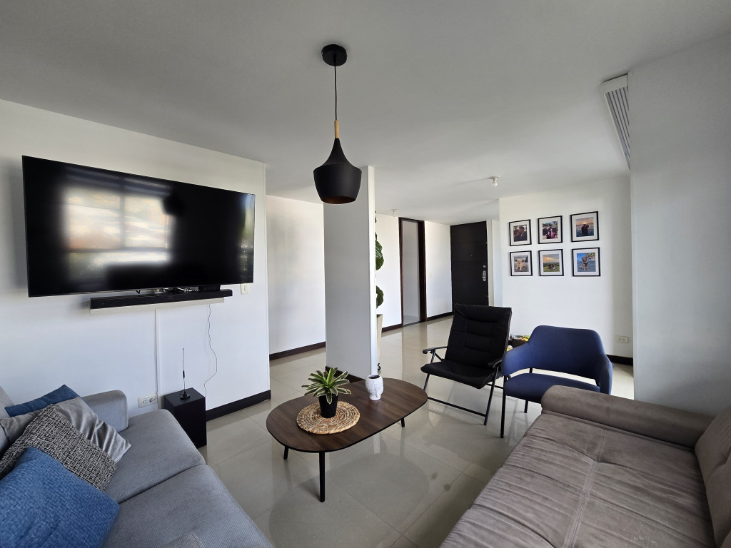 Apartamento En Venta - El Ingenio, Cali