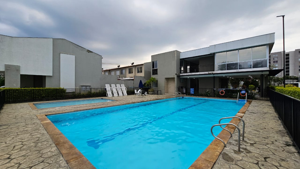 Casa En Arriendo - Ciudad Country, Jamundí