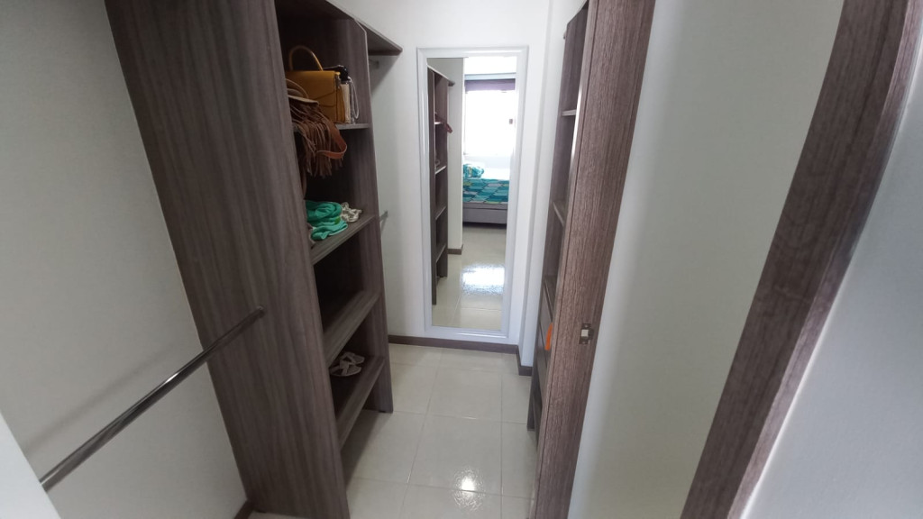 Apartamento En Arriendo - Prados Del Norte, Cali