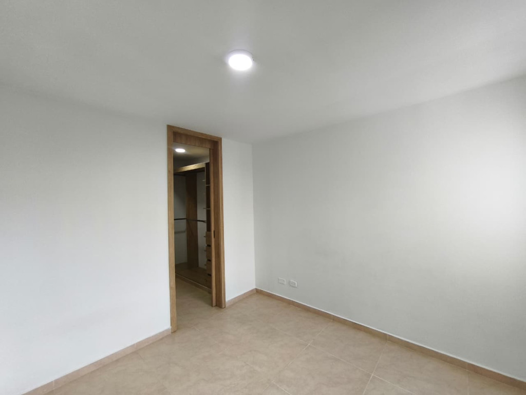 Apartamento En Arriendo - Ciudad Guabinas, Yumbo
