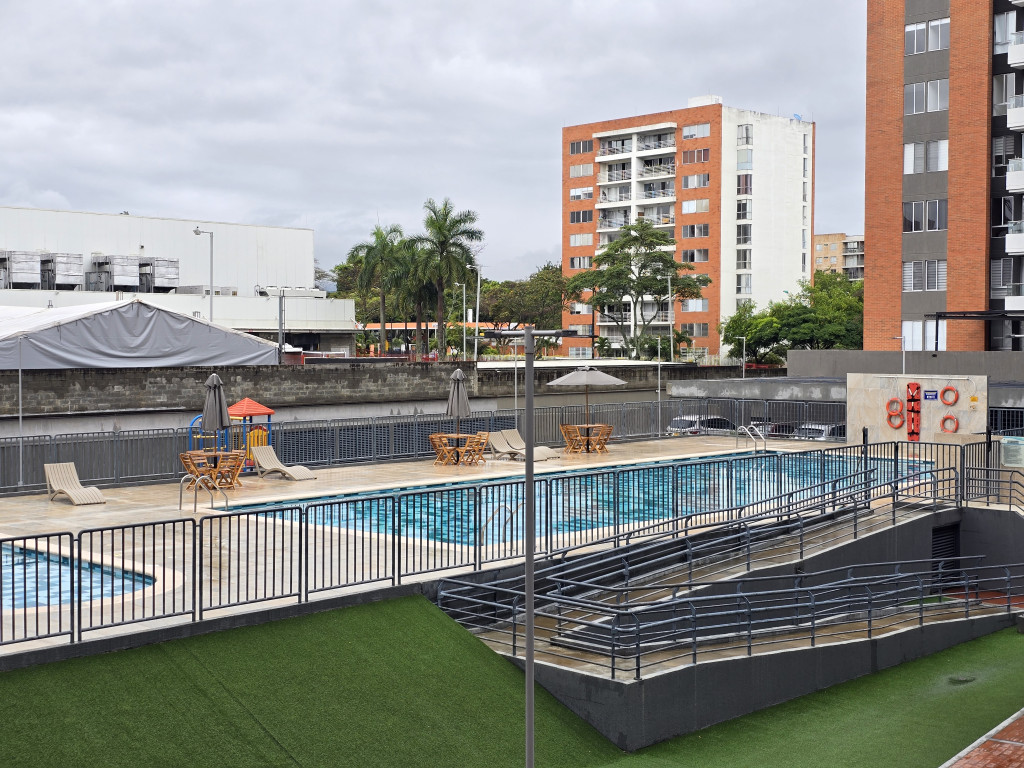 Apartamento En Venta - Valle Del Lili, Cali