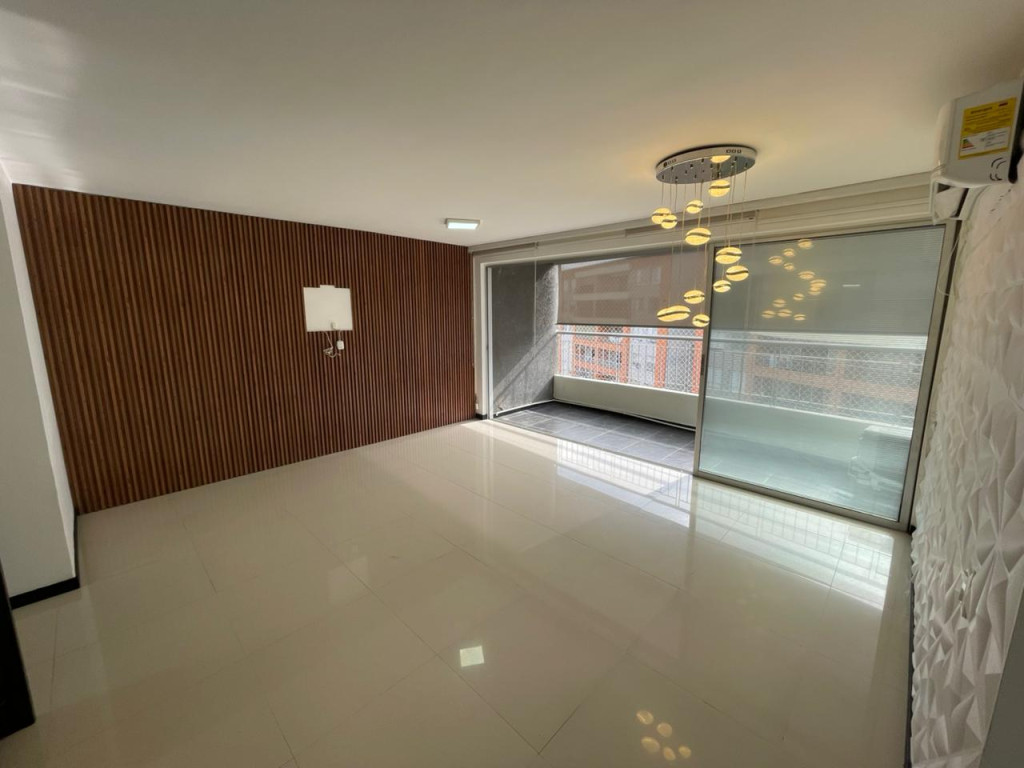 Apartamento En Arriendo - Ciudad Jardín, Cali