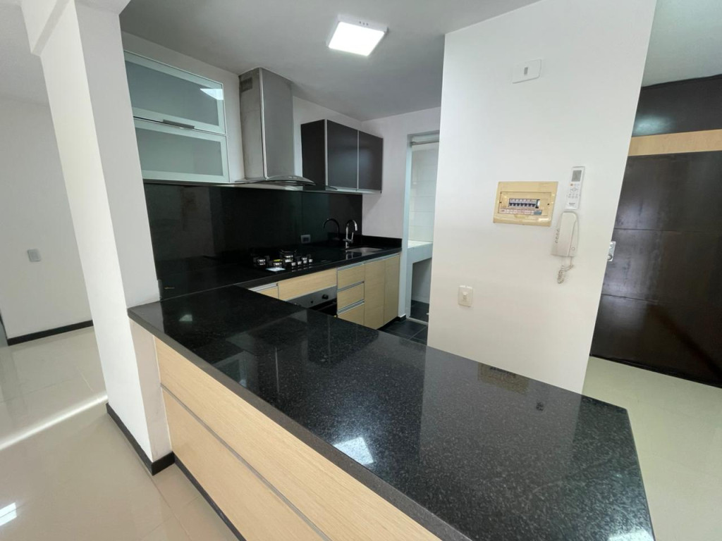 Apartamento En Arriendo - Ciudad Jardín, Cali