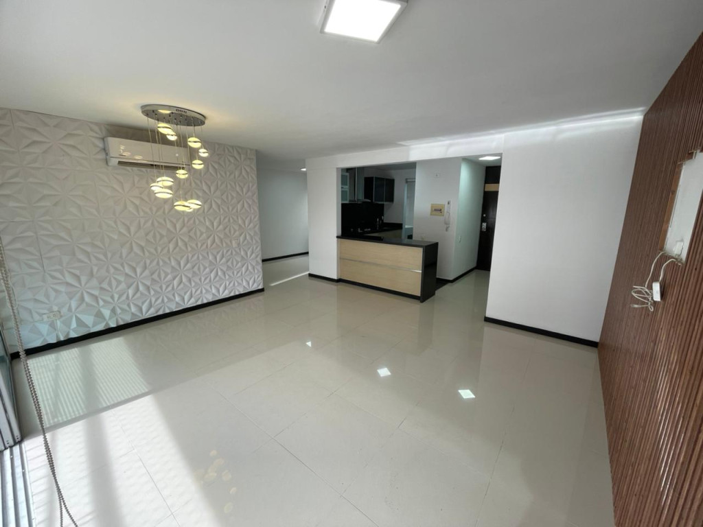 Apartamento En Arriendo - Ciudad Jardín, Cali
