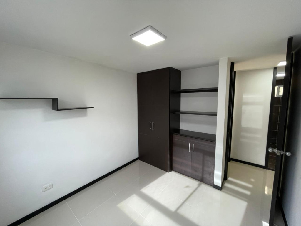 Apartamento En Arriendo - Ciudad Jardín, Cali